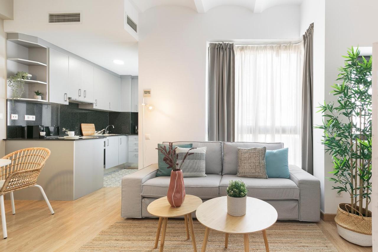Click&Flat Sugranyes Apartman Barcelona Kültér fotó