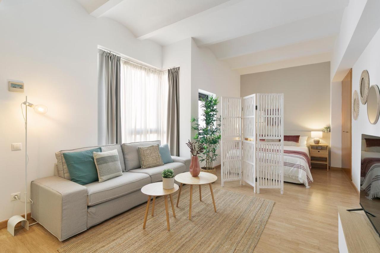 Click&Flat Sugranyes Apartman Barcelona Kültér fotó